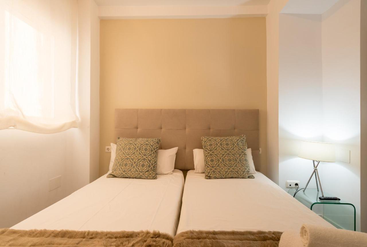 Soho Premium 3 Bedrooms Apartment มาลากา ภายนอก รูปภาพ