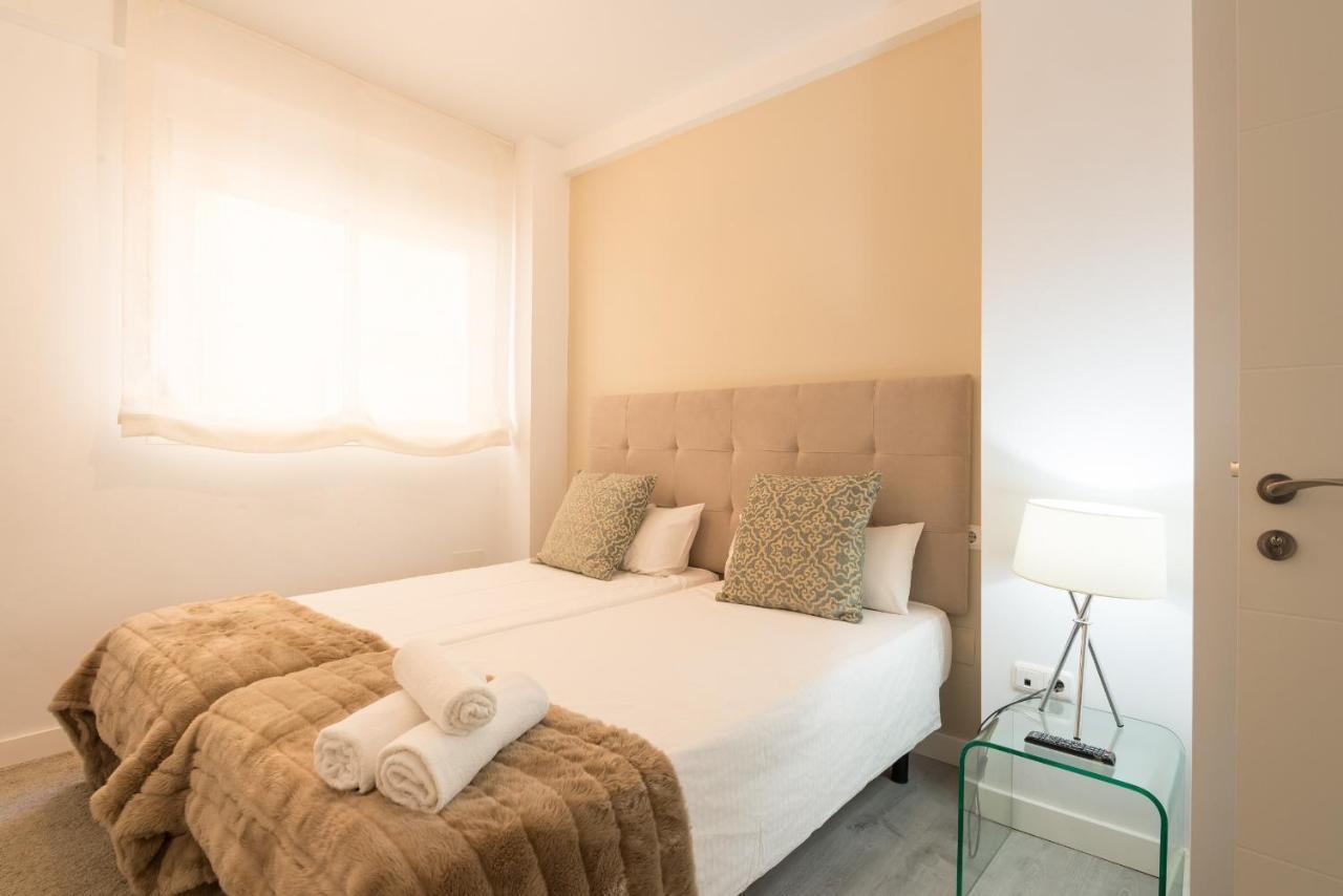 Soho Premium 3 Bedrooms Apartment มาลากา ภายนอก รูปภาพ