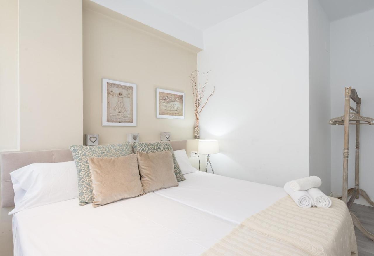 Soho Premium 3 Bedrooms Apartment มาลากา ภายนอก รูปภาพ