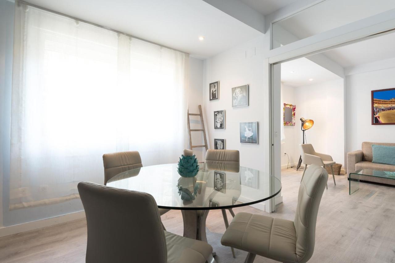 Soho Premium 3 Bedrooms Apartment มาลากา ภายนอก รูปภาพ
